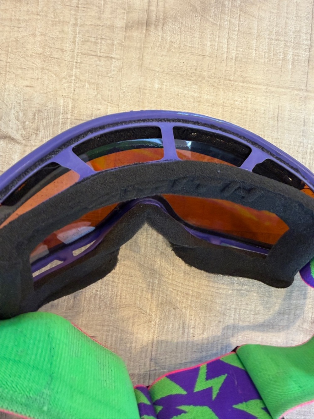 Smith Optics Neon Retro Ski Snowboard Goggles Pink Green Purple Strap View 3